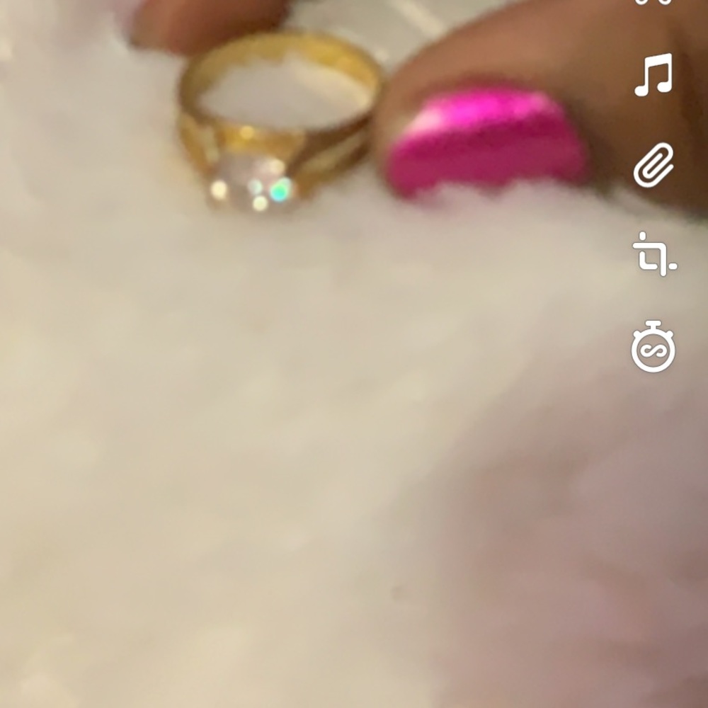 gold and silver ring - Picture 2 of 2